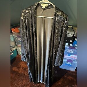 Ava and Viv Crushed Velvet Kimono